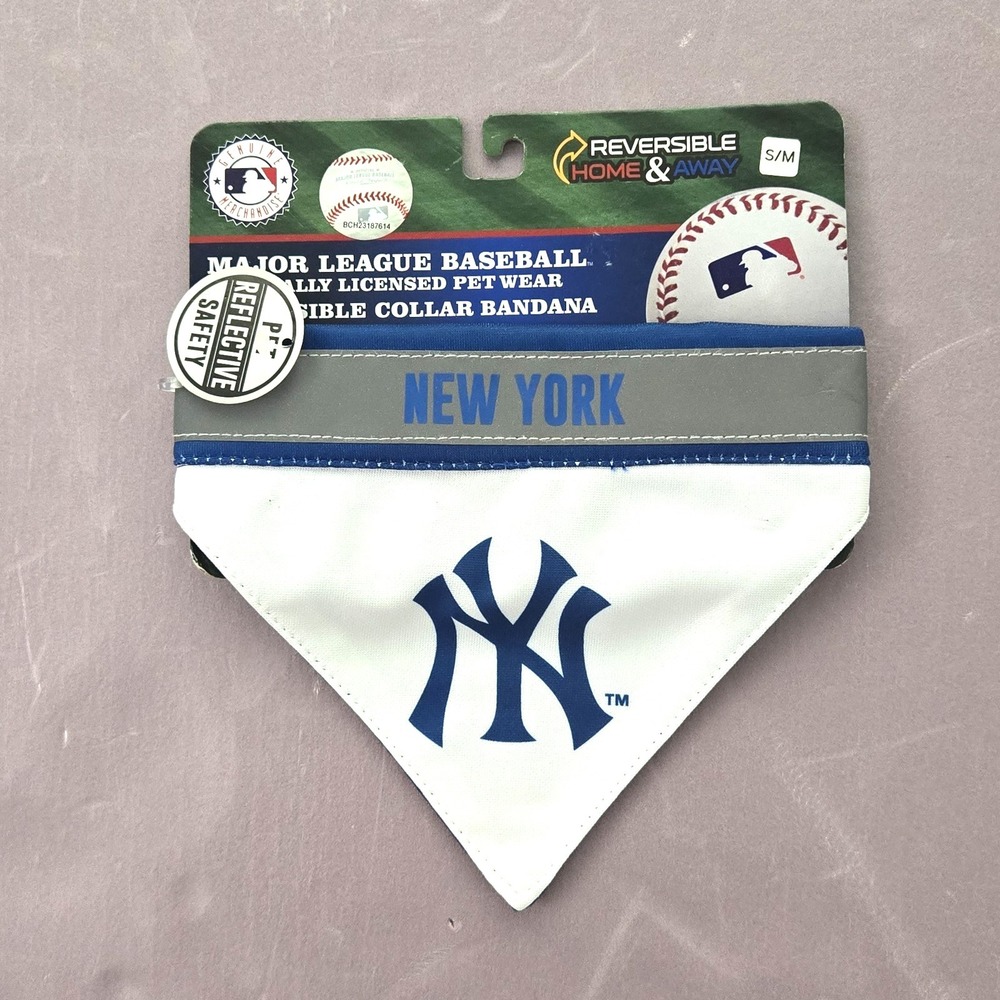 NY Yankees MLB dog collar bandana Reflective reversible Logo colors Size S/M